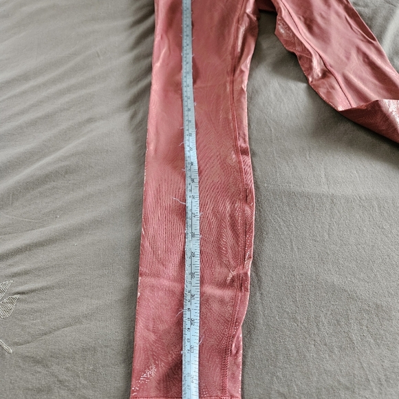 Lululemon top and leggings - Picture 9 of 12